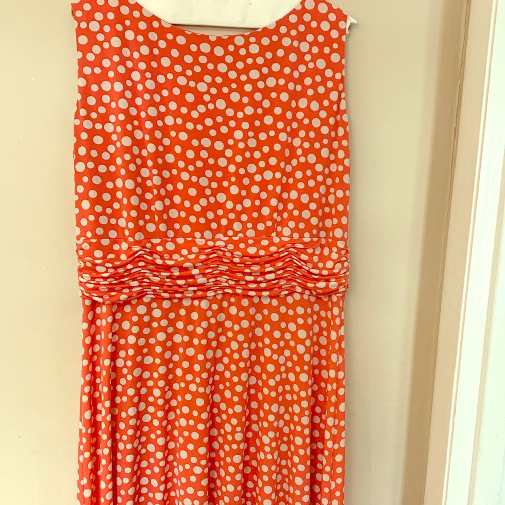 Plus size women’s clothing